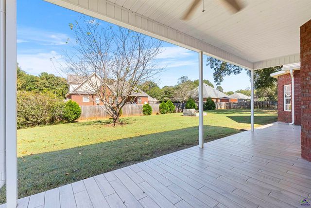 2006 Melrose Place, Kathleen, GA 31047