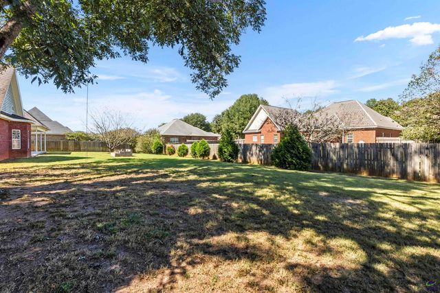 2006 Melrose Place, Kathleen, GA 31047