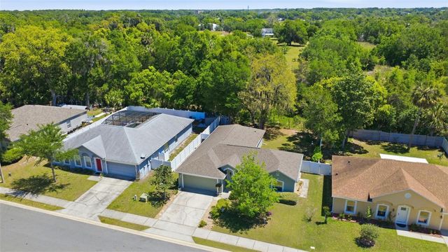 923 CASCADES PARK TRAIL, Deland, FL 32720