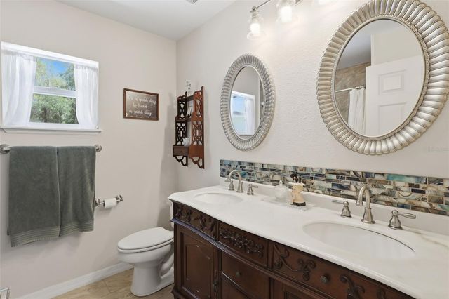 923 CASCADES PARK TRAIL, Deland, FL 32720