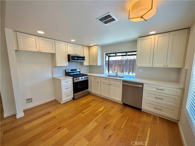 29335 Marilyn, Canyon Country, CA 91387