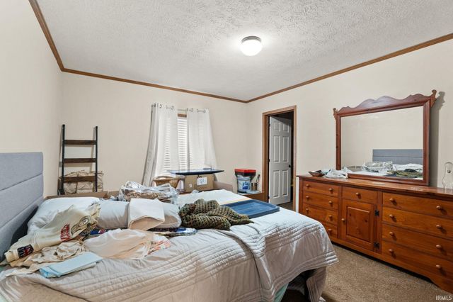 5135 N Vanlaningham Road, Milltown, IN 47145