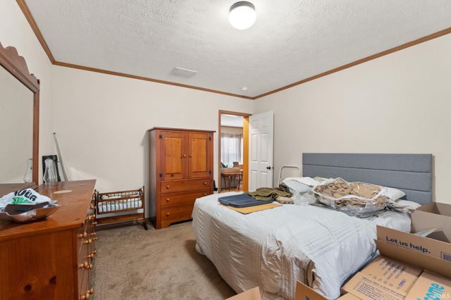 5135 N Vanlaningham Road, Milltown, IN 47145