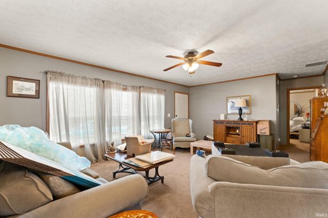 5135 N Vanlaningham Road, Milltown, IN 47145