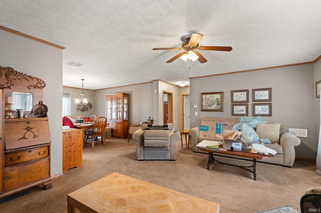 5135 N Vanlaningham Road, Milltown, IN 47145