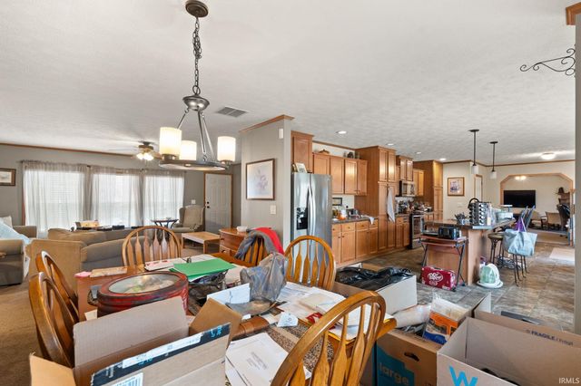 5135 N Vanlaningham Road, Milltown, IN 47145