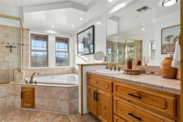 7030 Mile Square Road, Joshua Tree, CA 92252