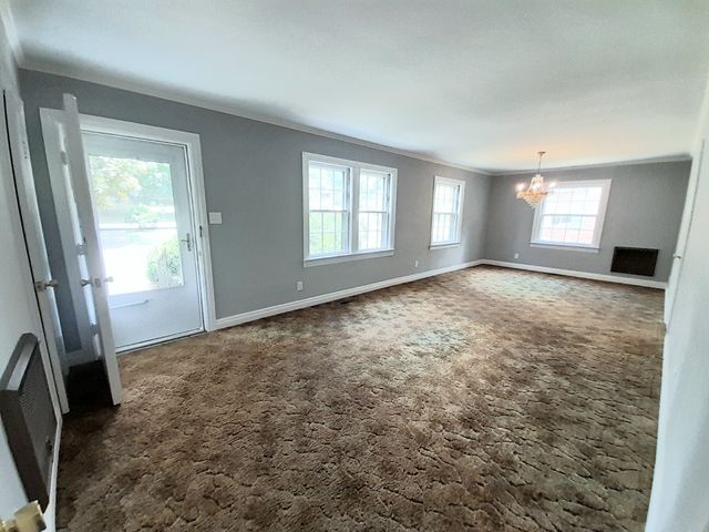 1022 Rolling Fields Cir, Columbia, TN 38401