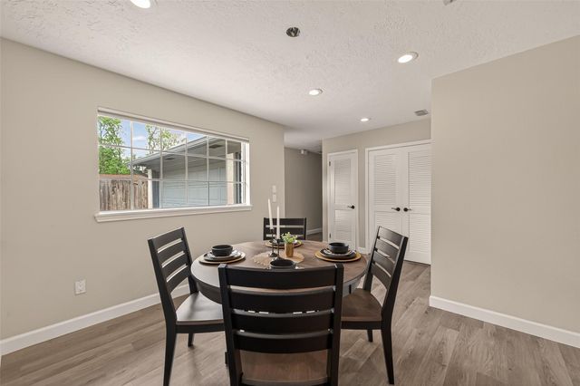 2814 Shadowdale Drive, Houston, TX 77043