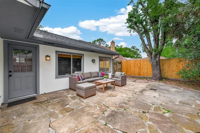 2814 Shadowdale Drive, Houston, TX 77043
