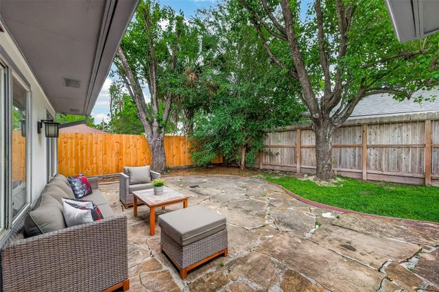 2814 Shadowdale Drive, Houston, TX 77043