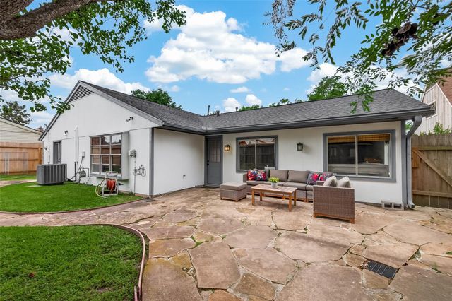 2814 Shadowdale Drive, Houston, TX 77043