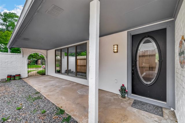 2814 Shadowdale Drive, Houston, TX 77043