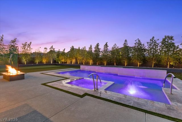 7638 Mount Spokane Court, Las Vegas, NV 89113