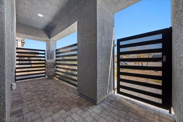 7638 Mount Spokane Court, Las Vegas, NV 89113