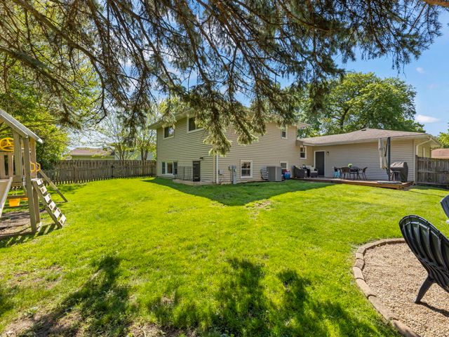 205 Terrance Drive, Naperville, IL 60565