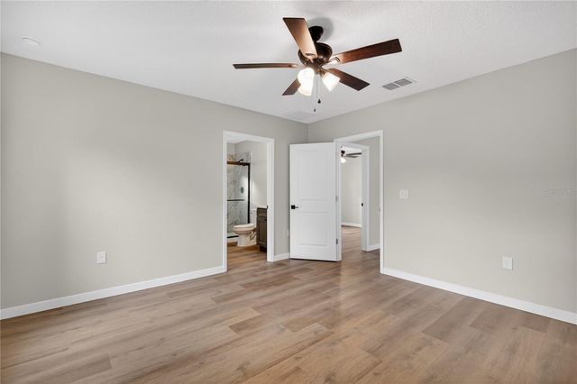 1014 E HAZZARD AVENUE, Eustis, FL 32726