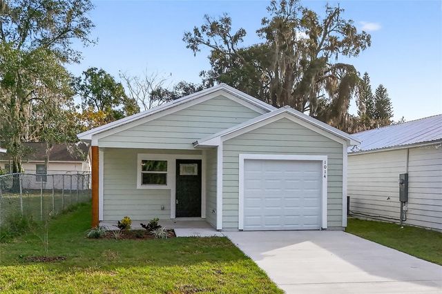1014 E HAZZARD AVENUE, Eustis, FL 32726