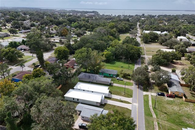 1014 E HAZZARD AVENUE, Eustis, FL 32726