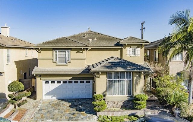 19 Sorbonne, Westminster, CA 92683