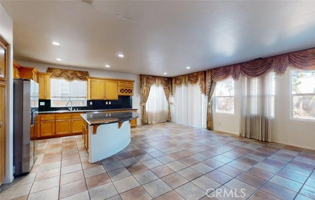 19 Sorbonne, Westminster, CA 92683