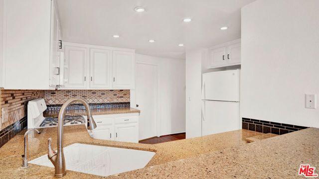 263 E Sierra Madre Boulevard 4, Sierra Madre, CA 91024