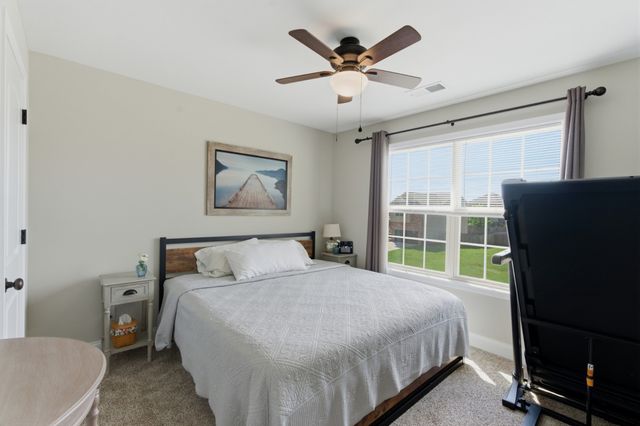 767 Banister Dr, Clarksville, TN 37042