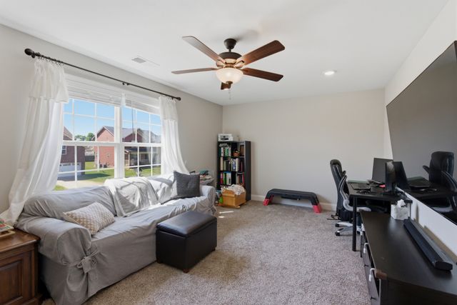 767 Banister Dr, Clarksville, TN 37042
