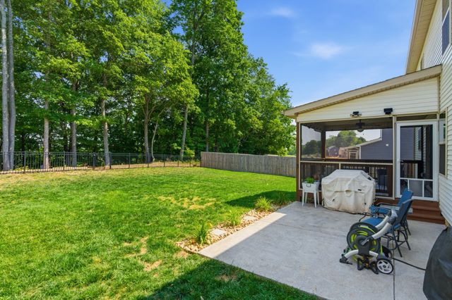 767 Banister Dr, Clarksville, TN 37042