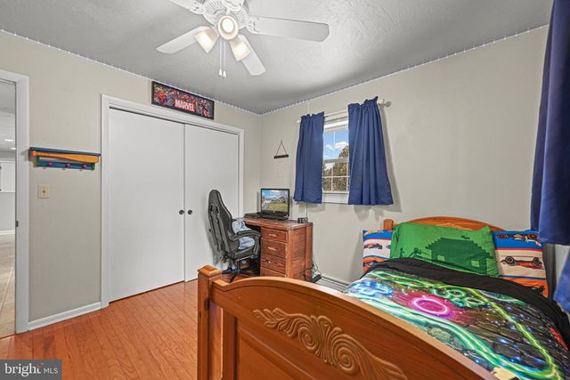 3541 VILLAGE RD, Dover, PA 17315