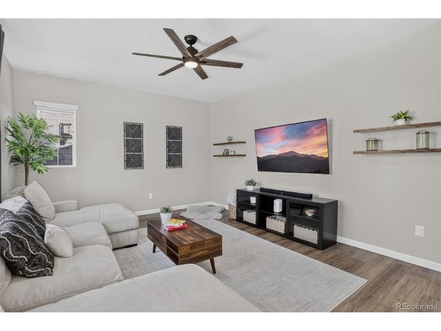 1835 Villageview Ln, Castle Rock, CO 80104