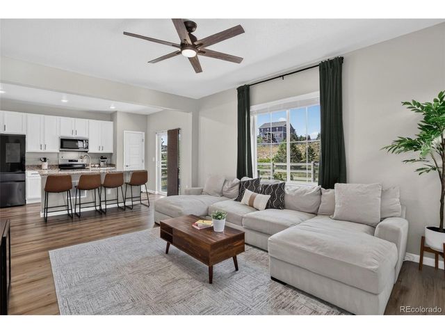 1835 Villageview Ln, Castle Rock, CO 80104
