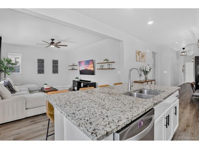1835 Villageview Ln, Castle Rock, CO 80104