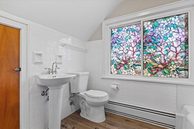 2001 W Bender ROAD, Milwaukee, WI 53209