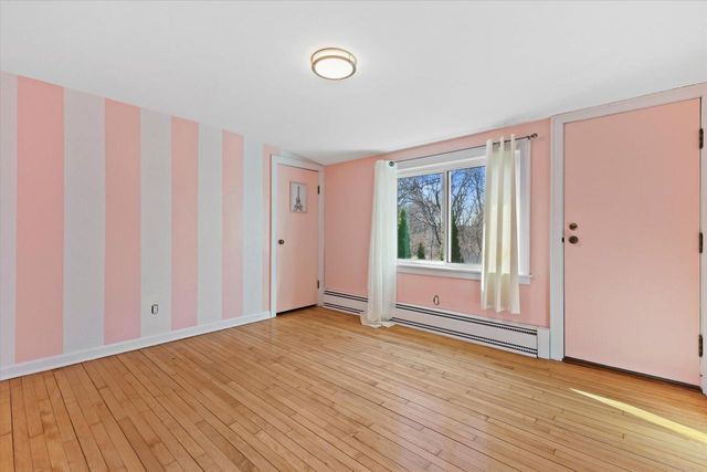 2001 W Bender ROAD, Milwaukee, WI 53209