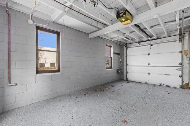 2001 W Bender ROAD, Milwaukee, WI 53209