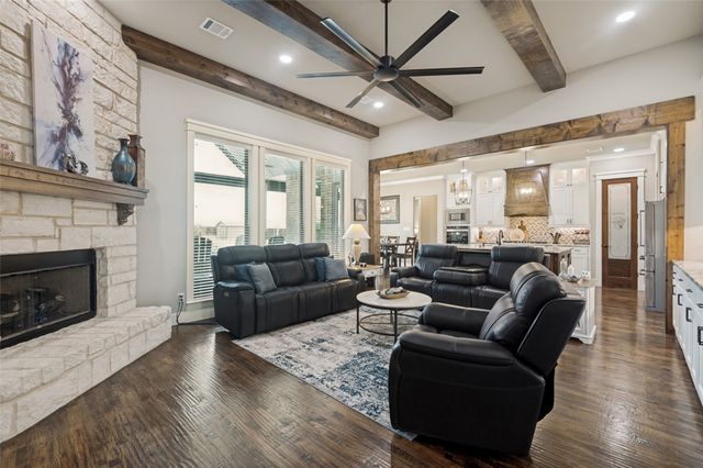 850 Horseshoe Meadows Drive, Waxahachie, TX 75167