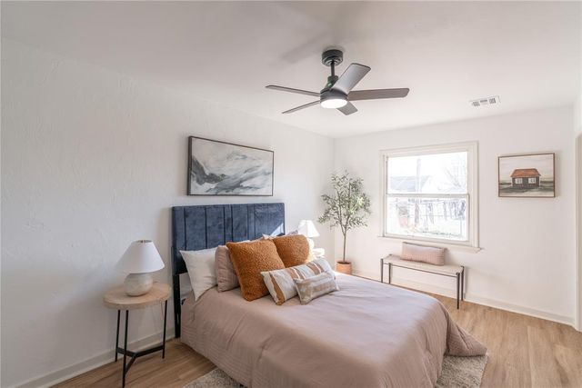 536 E Atkinson Drive, Midwest City, OK 73110