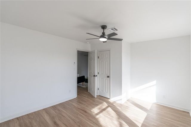 536 E Atkinson Drive, Midwest City, OK 73110