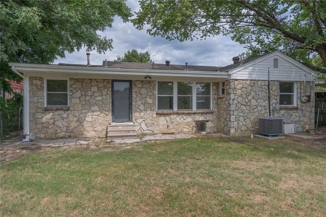 536 E Atkinson Drive, Midwest City, OK 73110