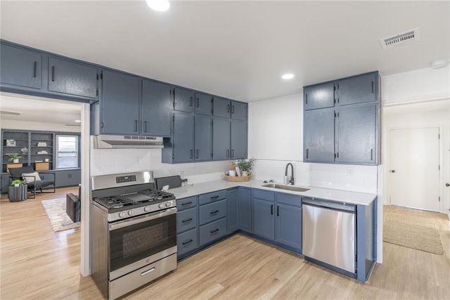 536 E Atkinson Drive, Midwest City, OK 73110