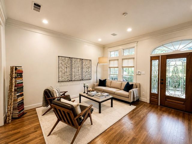501 Columbia Street, Houston, TX 77007