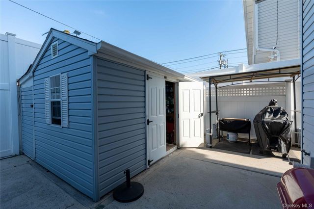 671 Tabor Place, East Meadow, NY 11554
