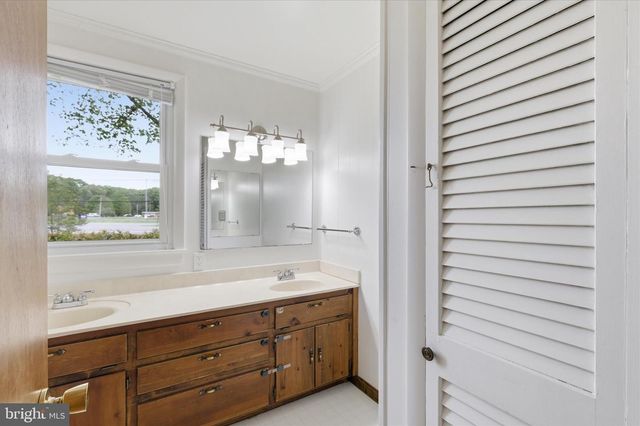 3150 GREEN MEADOWS DR, Indian Head, MD 20640