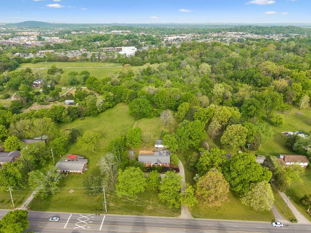 4112 Andrew Jackson Pkwy, Hermitage, TN 37076