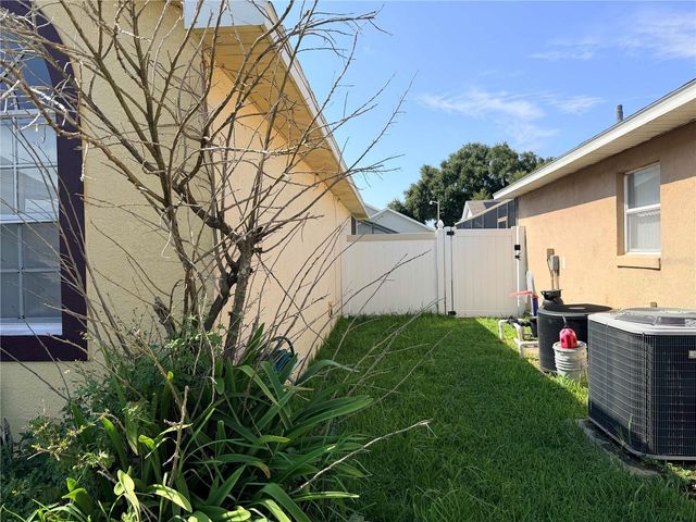 863 COUNTRY CROSSING COURT, Kissimmee, FL 34744