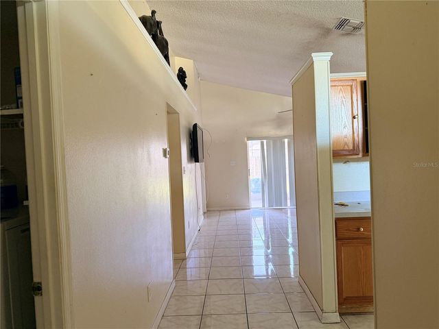 863 COUNTRY CROSSING COURT, Kissimmee, FL 34744