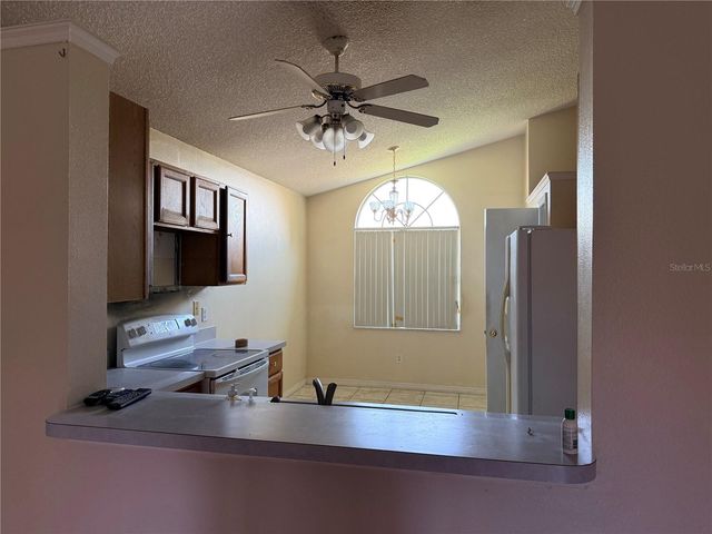 863 COUNTRY CROSSING COURT, Kissimmee, FL 34744