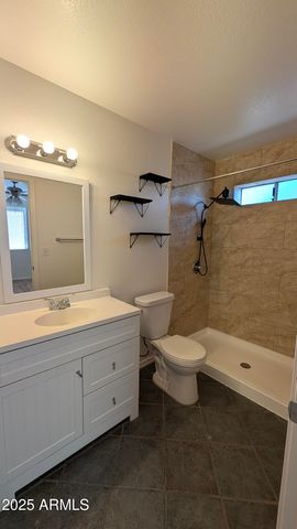 8425 W ALICE Avenue, Peoria, AZ 85345