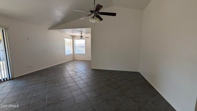 8425 W ALICE Avenue, Peoria, AZ 85345